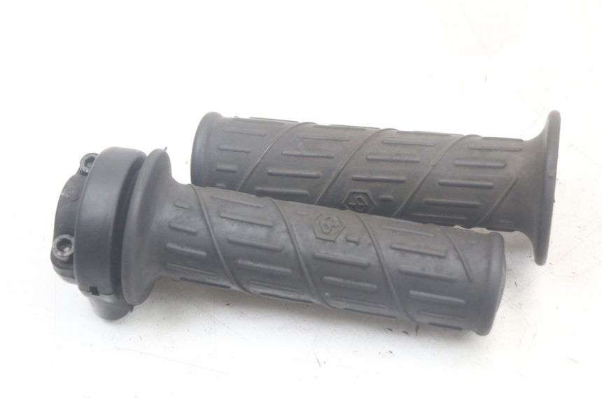 photo de THROTTLE GRIP PIAGGIO LIBERTY 125 (2009 - 2013)