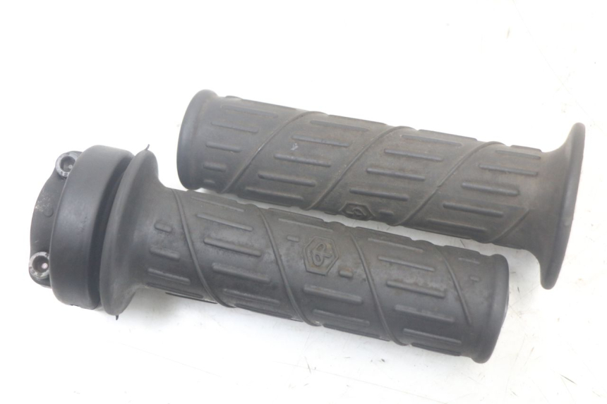 photo de THROTTLE GRIP PIAGGIO LIBERTY 125 (2009 - 2013)