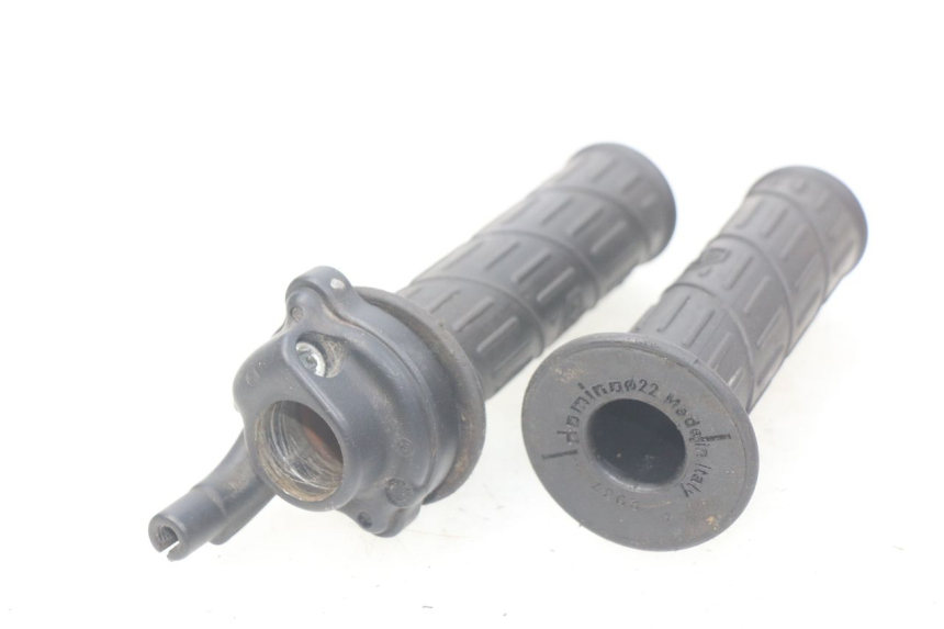 photo de THROTTLE GRIP PIAGGIO LIBERTY 4T 50 (2004 - 2008)