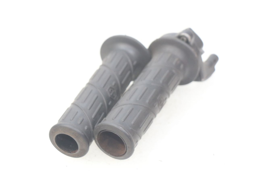 photo de THROTTLE GRIP PIAGGIO LIBERTY 4T 50 (2004 - 2008)
