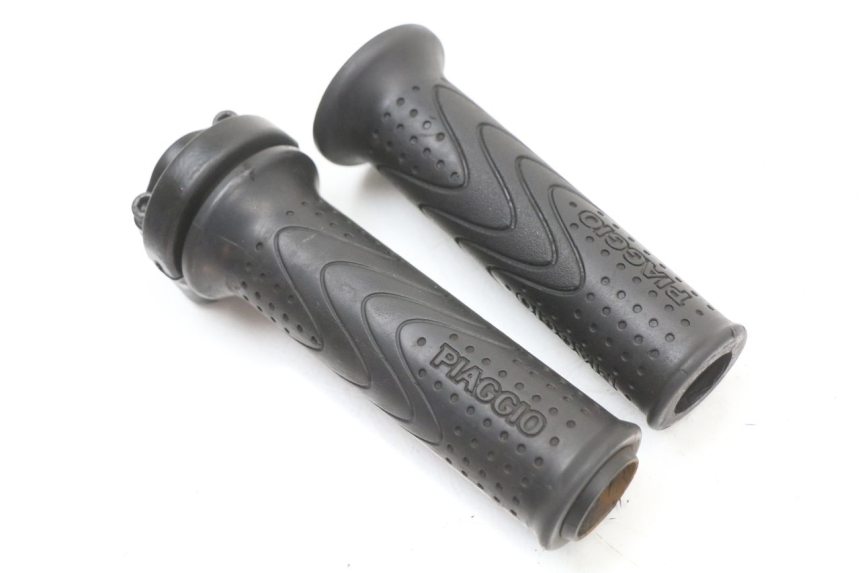 photo de THROTTLE GRIP PIAGGIO MP3 500 (2011 - 2015)