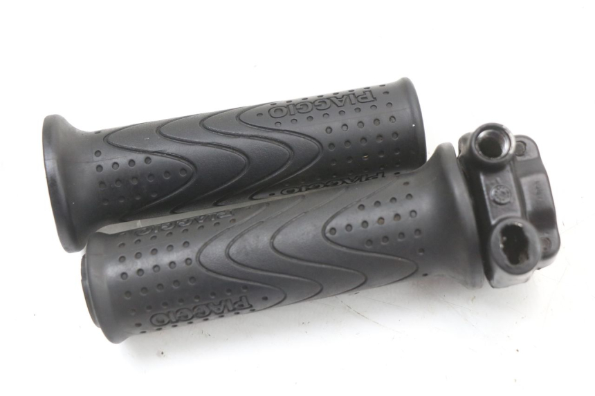 photo de THROTTLE GRIP PIAGGIO MP3 500 (2011 - 2015)