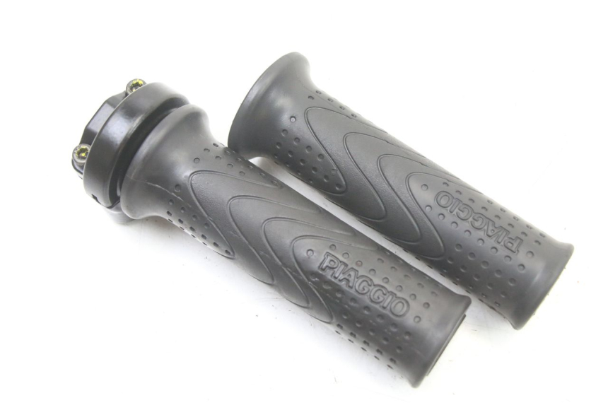 photo de THROTTLE GRIP PIAGGIO MP3 500 (2014 - 2016)