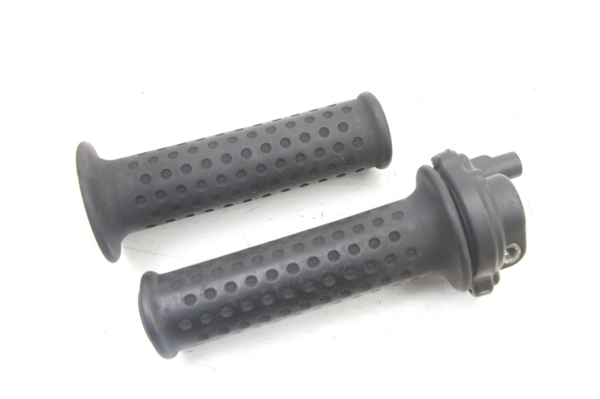 photo de THROTTLE GRIP PIAGGIO VESPA GRANTURISMO 125 (2003 - 2007)