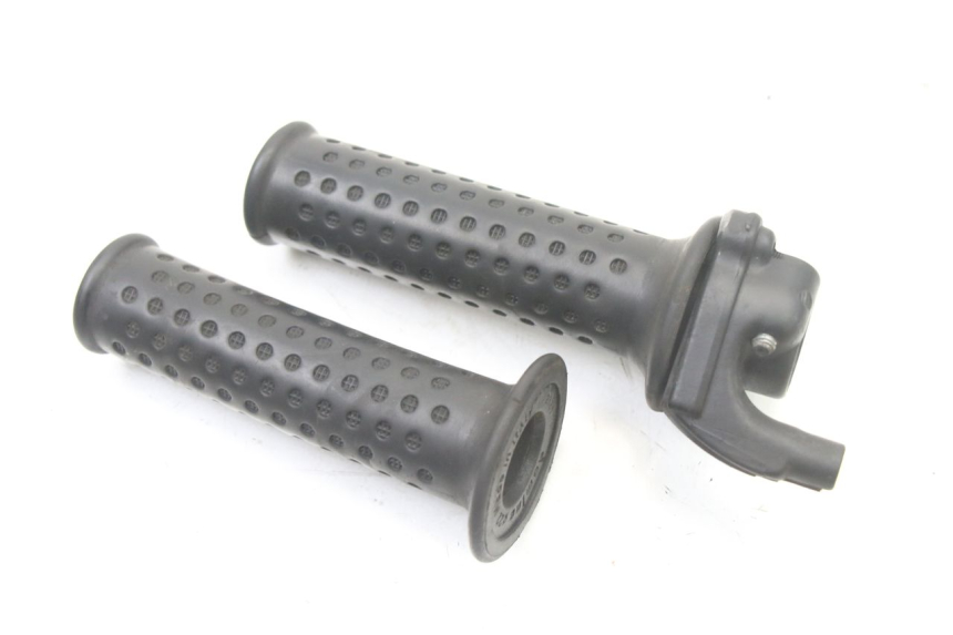 photo de THROTTLE GRIP PIAGGIO X8 125 (2004 - 2007)