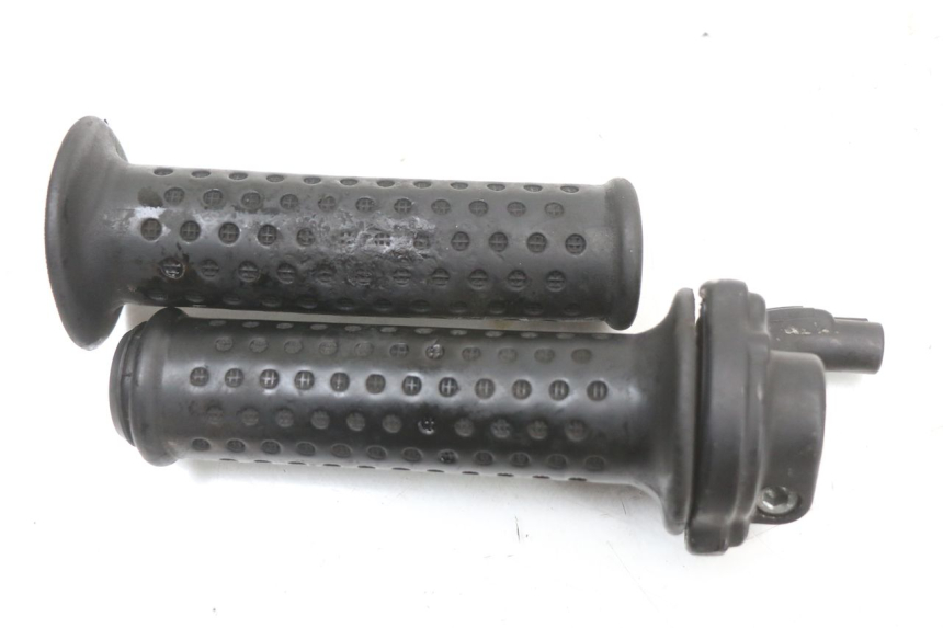 photo de THROTTLE GRIP PIAGGIO X9 125 (2000 - 2003)