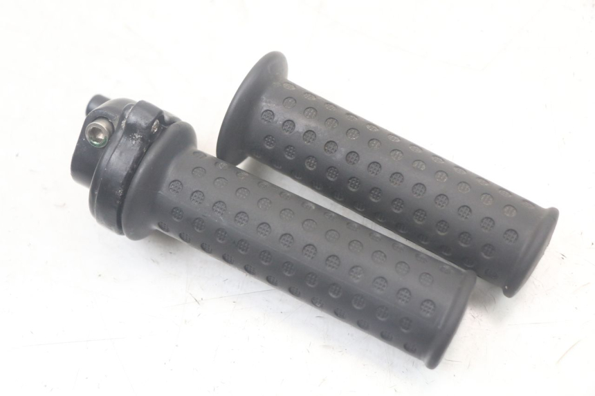 photo de THROTTLE GRIP PIAGGIO ZIP 2T 50 (2009 - 2019)