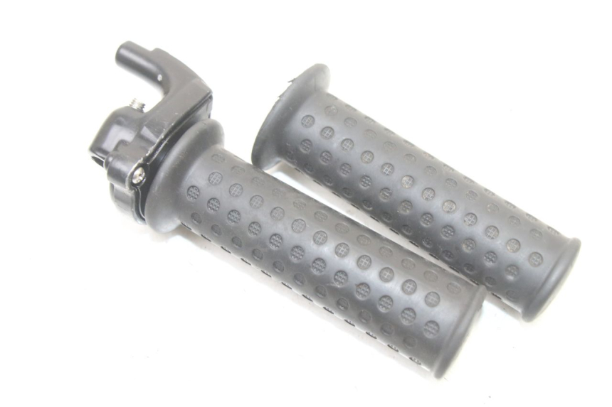photo de THROTTLE GRIP PIAGGIO ZIP 2T 50 (2009 - 2019)