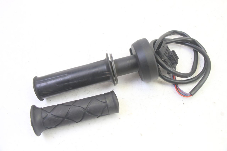 photo de THROTTLE GRIP LIGIER PULSE 3 1 (2014 - 2020) - Product overview