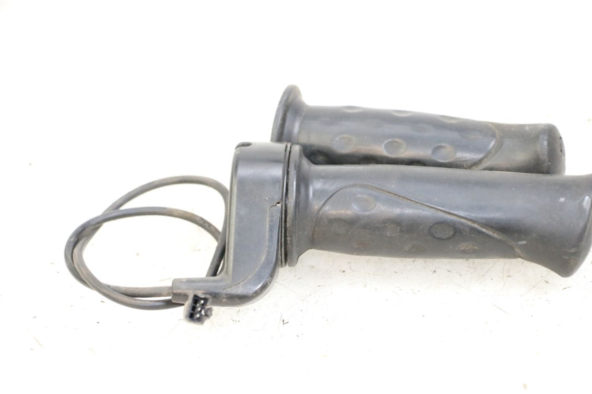photo de THROTTLE GRIP DOLPHIN PYGMY 1 (2020 - 2024)