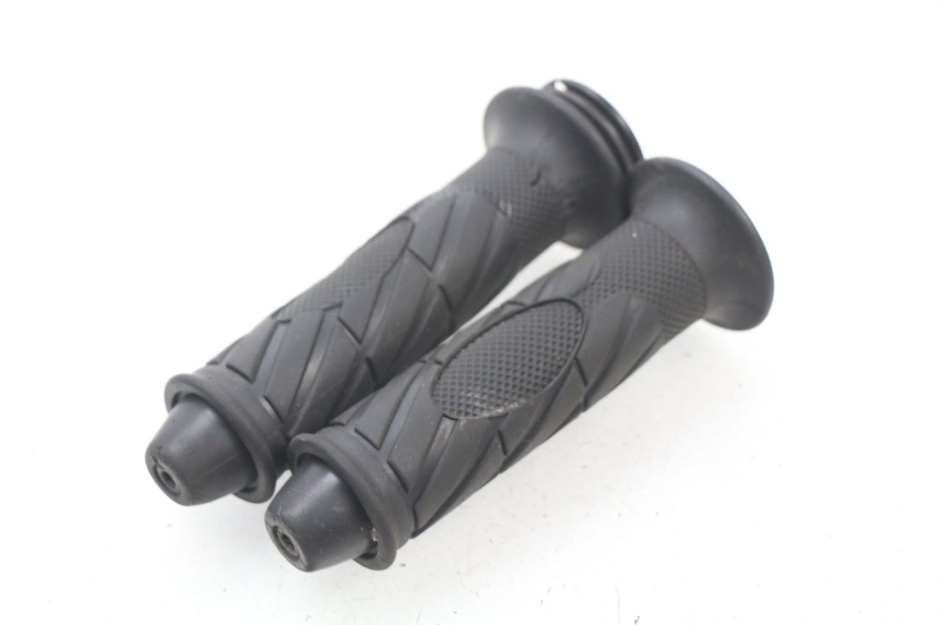 photo de THROTTLE GRIP LAZIO RENO 50 (2018 - 2021)
