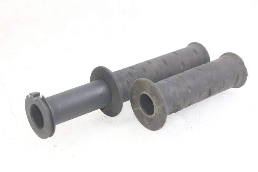 photo de THROTTLE GRIP APRILIA SCARABEO LIGHT 125 (2007 - 2011)