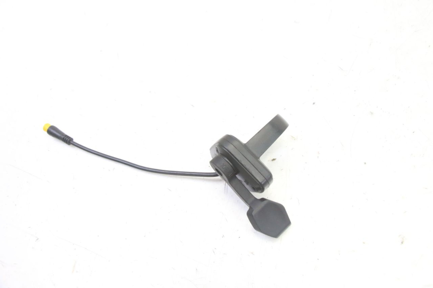 photo de THROTTLE GRIP NAMI STELLAR 1