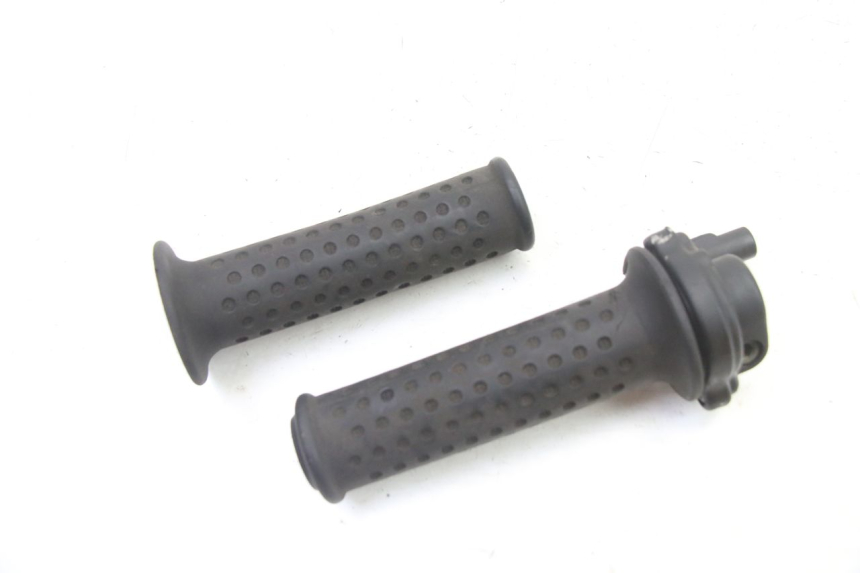 photo de THROTTLE GRIP PIAGGIO SUPER LX 125 (2000 - 2003)