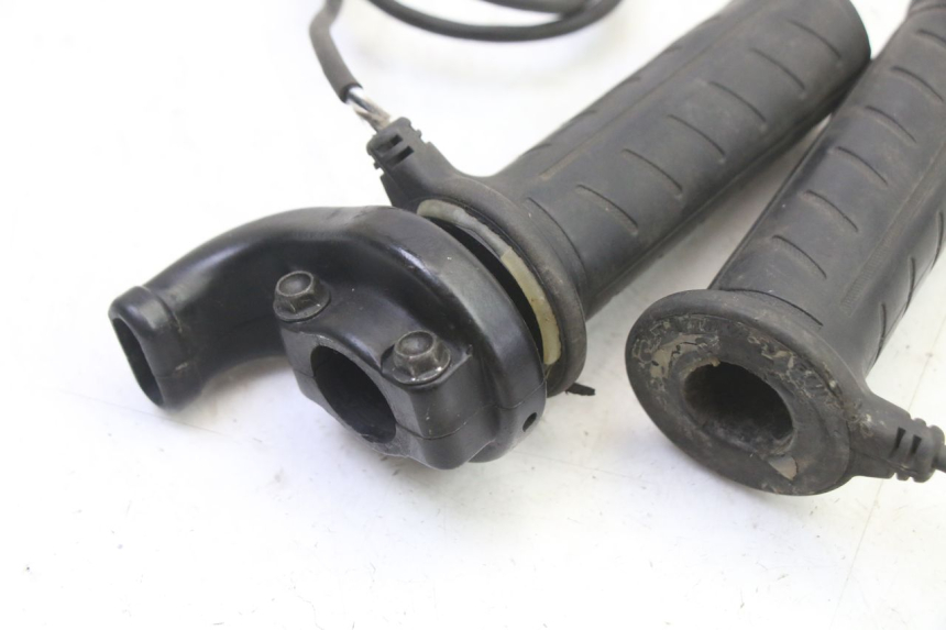 photo de THROTTLE GRIP KTM SUPERENDURO R 950 (2005 - 2009)