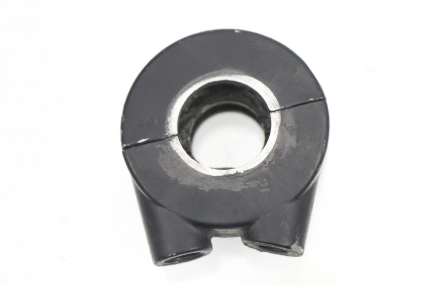photo de THROTTLE GRIP SUZUKI DR DJEBEL 600 (1985 - 1990)