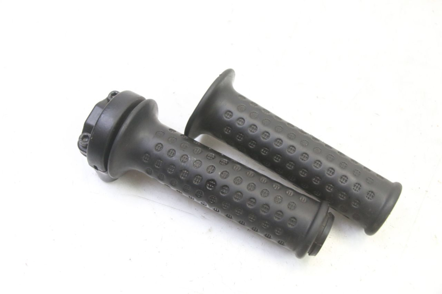 photo de THROTTLE GRIP APRILIA SXR 50 (2021 - 2023)