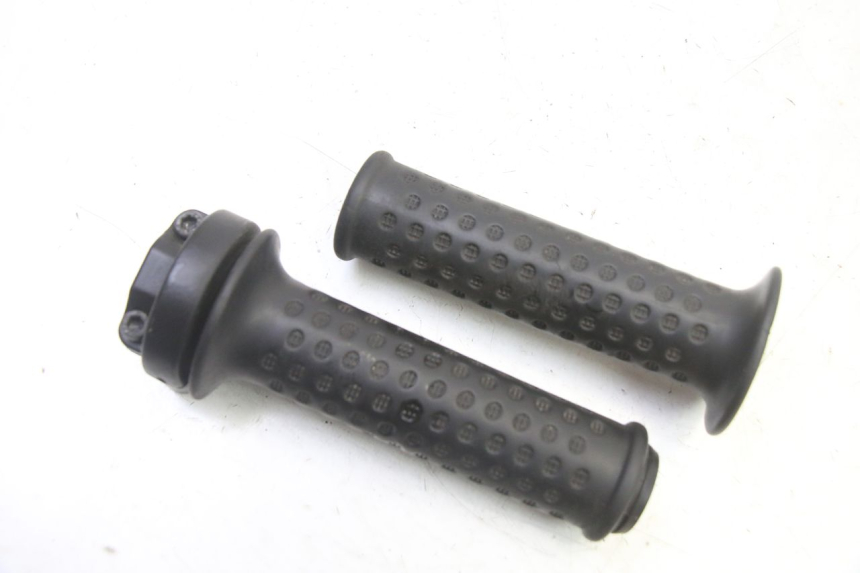 photo de THROTTLE GRIP APRILIA SXR 50 (2021 - 2023)