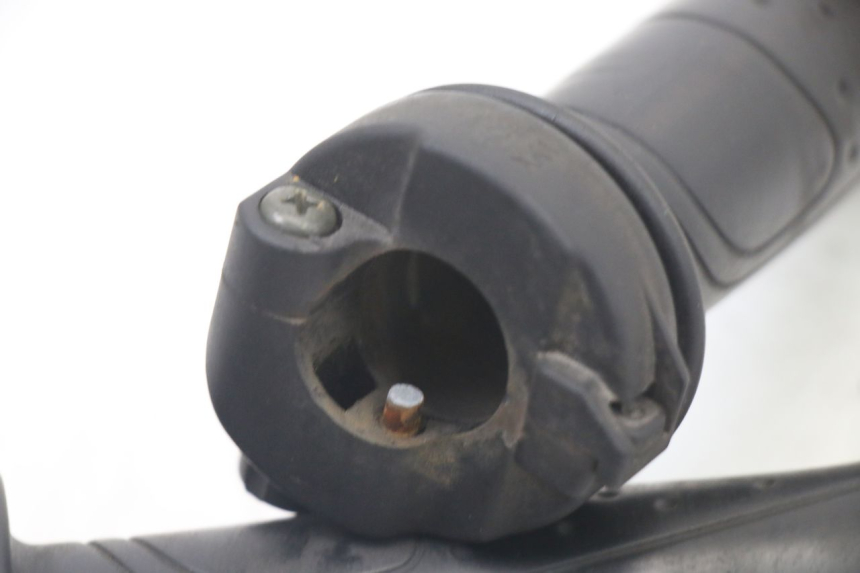 photo de THROTTLE GRIP SYM ORBIT III 3 4T 50 (2018 - 2021)