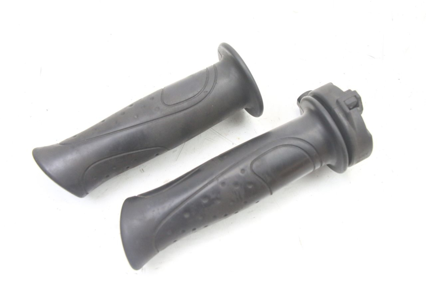 photo de THROTTLE GRIP SYM ORBIT III 3 4T 50 (2018 - 2021)