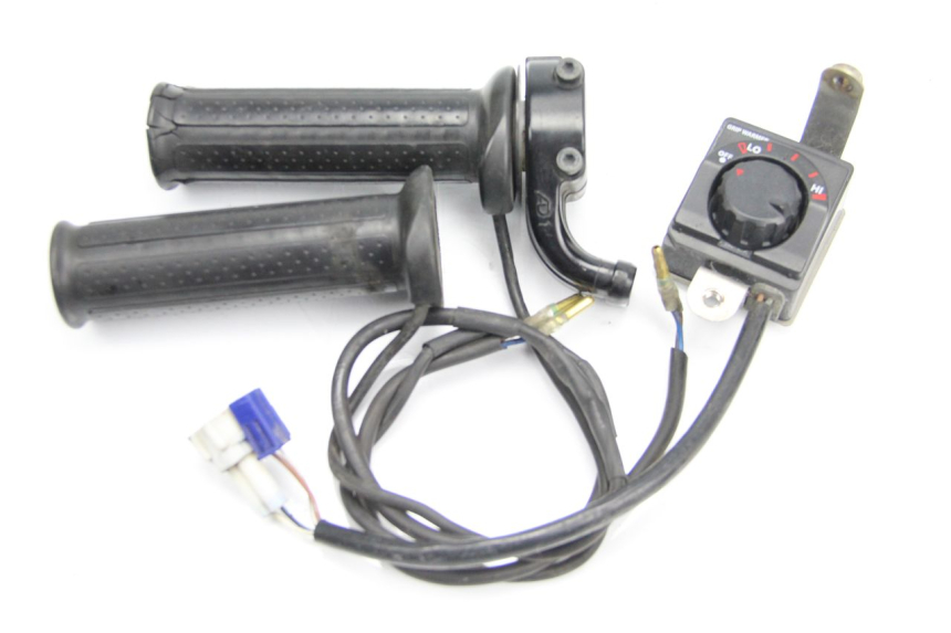 photo de THROTTLE GRIP YAMAHA TDM ABS 900 (2002 - 2014)