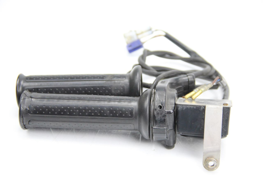 photo de THROTTLE GRIP YAMAHA TDM ABS 900 (2002 - 2014)