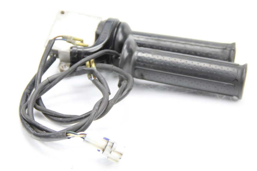 photo de THROTTLE GRIP YAMAHA TDM ABS 900 (2002 - 2014)