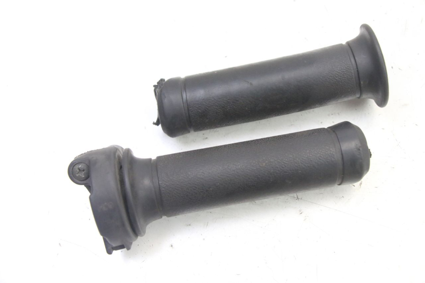photo de THROTTLE GRIP PEUGEOT TWEET 4T 50 (2014 - 2019)