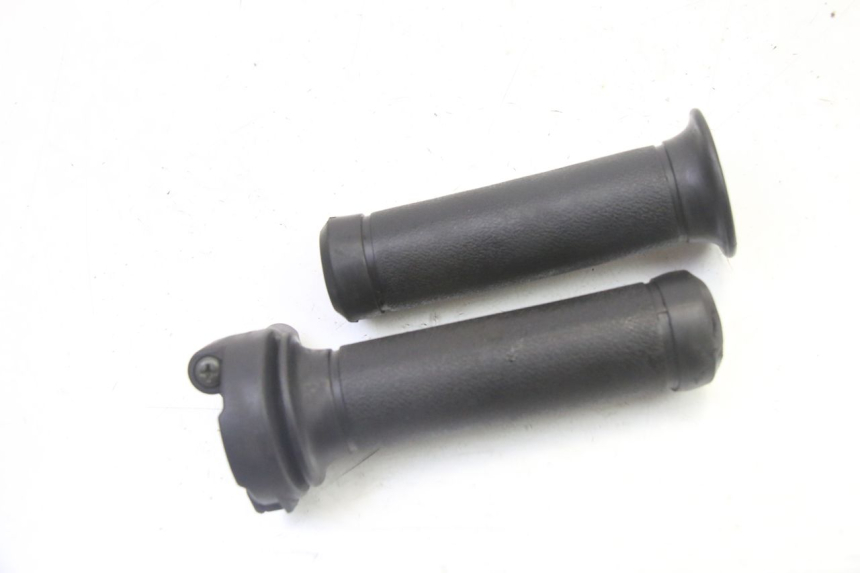 photo de THROTTLE GRIP PEUGEOT TWEET 4T 50 (2018 - 2020)