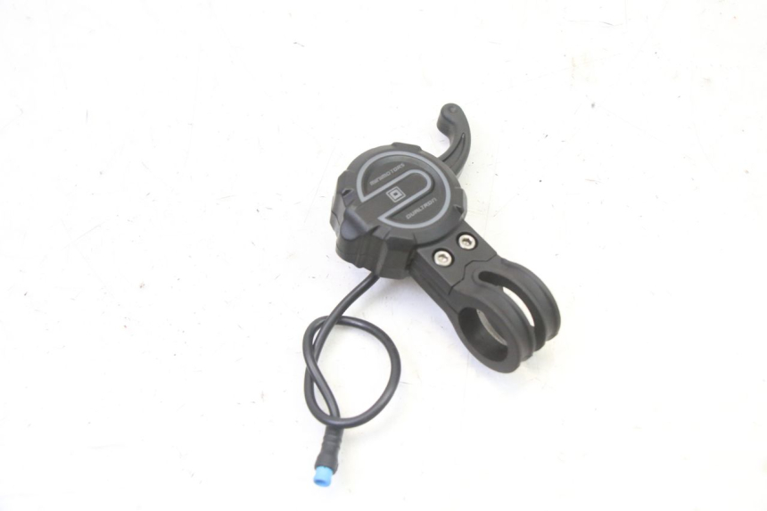 photo de THROTTLE GRIP DUALTRON VICTOR LIMITED 1