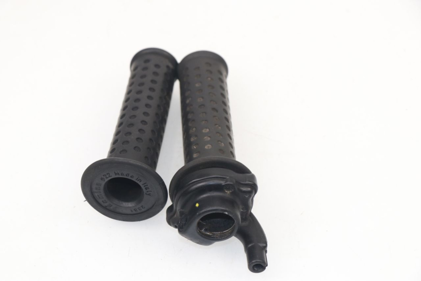 photo de THROTTLE GRIP PIAGGIO X7 125 (2007 - 2013)