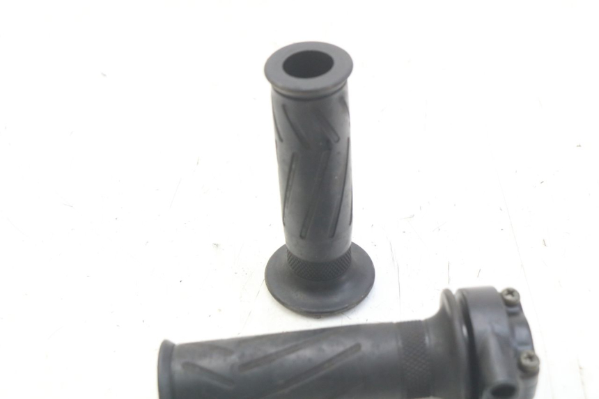 photo de THROTTLE GRIP YAMAHA X-CITY XCITY 125 (2007 - 2008)