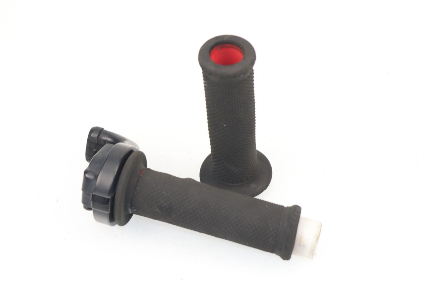 photo de THROTTLE GRIP YAMAHA XJ600 XJ DIVERSION 600 (1992 - 1997)
