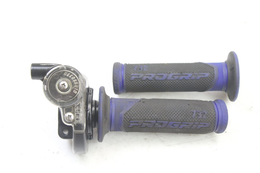 photo de THROTTLE GRIP YAMAHA YZ 125 (2006 - 2016)
