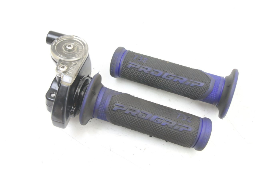 photo de THROTTLE GRIP YAMAHA YZ 125 (2006 - 2016)