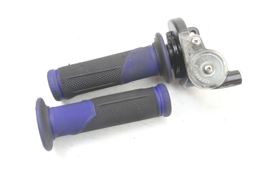 photo de THROTTLE GRIP YAMAHA YZ 125 (2006 - 2016)