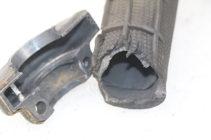 photo de THROTTLE GRIP YAMAHA YZ 85 (2002 - 2018)