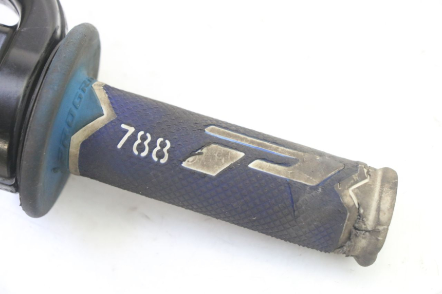 photo de THROTTLE GRIP YAMAHA YZ-F YZF 250 (2014 - 2018)