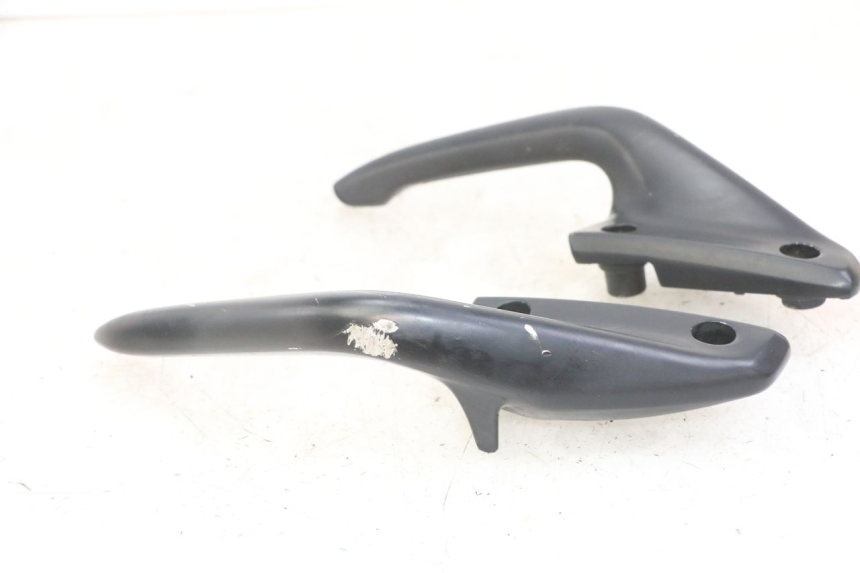 photo de GRAB RAIL HONDA CBF 500 (2004 - 2007)