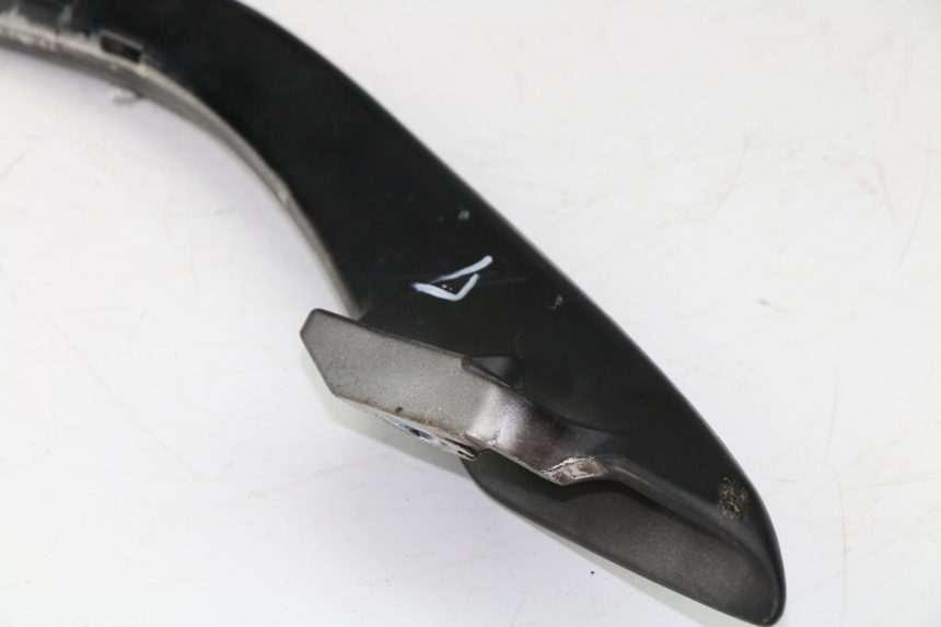 photo de RIGHT GRAB RAIL  SUZUKI AN BURGMAN 400 (1999 - 2005)