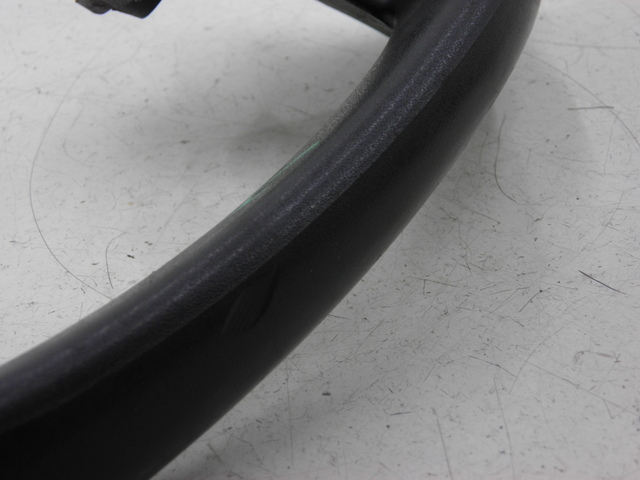 photo de RIGHT GRAB RAIL  PIAGGIO X9 125 (2000 - 2003)