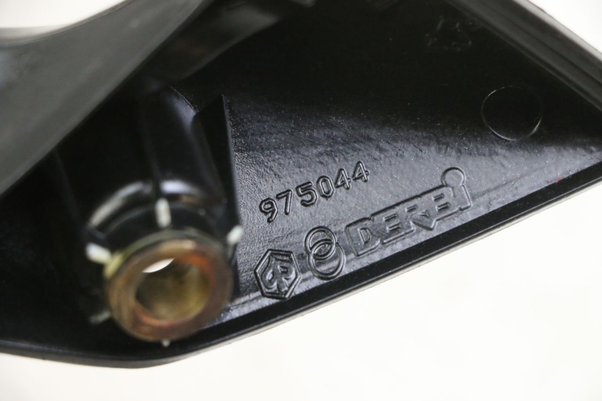 photo de RIGHT GRAB RAIL  GILERA NEXUS 300 (2008 - 2013)