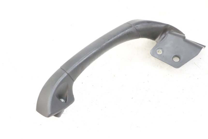 photo de RIGHT REAR HANDLEBAR PIAGGIO MP3 500 (2011 - 2015)