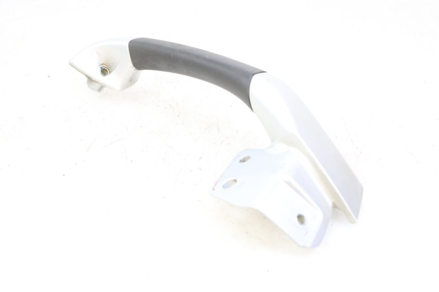 photo de RIGHT REAR HANDLEBAR PIAGGIO MP3 LT 400 (2007 - 2012)