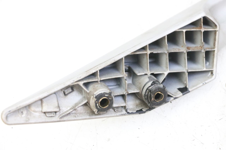 photo de RIGHT GRAB RAIL  PEUGEOT SATELIS 125 (2013 - 2018)