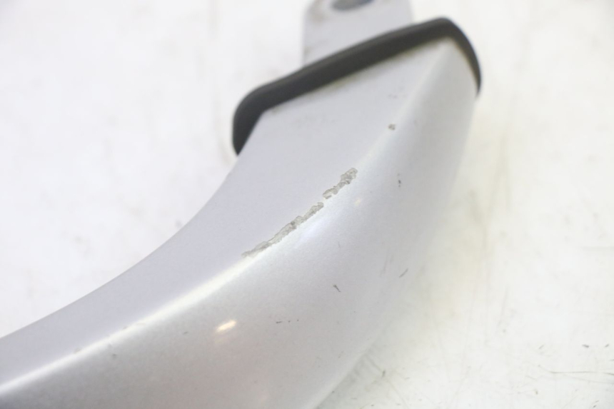 photo de RIGHT GRAB RAIL  YAMAHA X-MAX XMAX 250 (2006 - 2009)