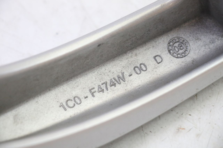 photo de RIGHT GRAB RAIL  YAMAHA X-MAX XMAX 250 (2006 - 2009)