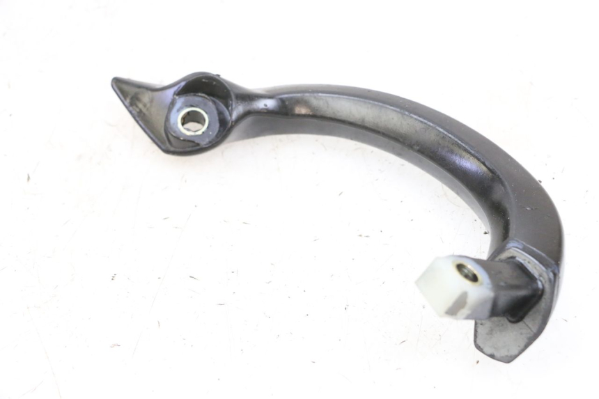 photo de RIGHT GRAB RAIL  KAWASAKI ZR 7 750 (1999 - 2001) - Zoom on usage condition