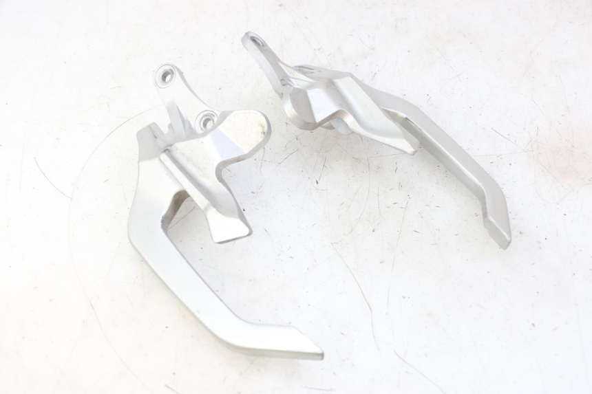 photo de GRAB RAIL STAHO FH 50 (2018 - 2019)