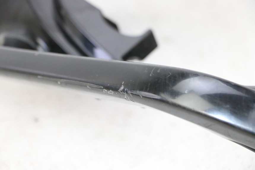 photo de GRAB RAIL YAMAHA FZ6 FAZER S2 600 (2007 - 2011)